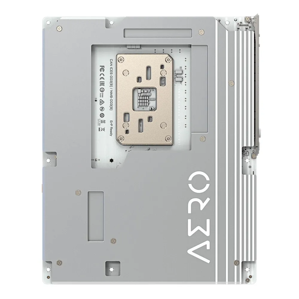Gigabyte-X870E-AERO-X3D-WOOD-3.jpg
